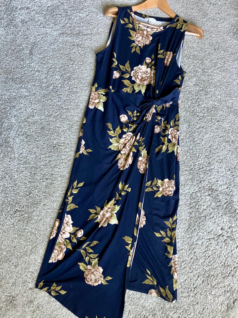nine britton Navy Floral Maxi Dress with Side Twist